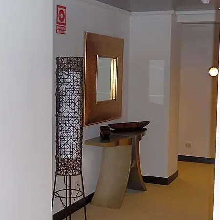 Hotel Bella &