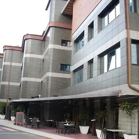 Bella & Hotel