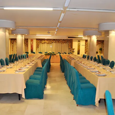 Hotel Bella & 3*