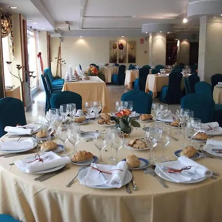 Hotel Bella & 3*