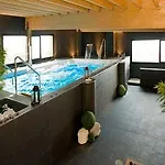 Bella & Hotel 3*