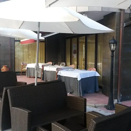 Bella & Hotel Isla Plana