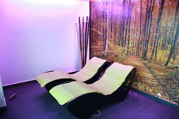 Отель Bella & 3*